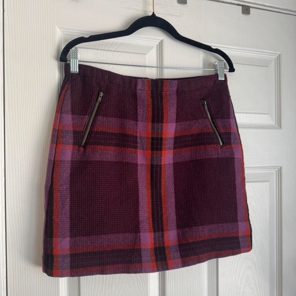 Stylus Plaid Mini Skirt – Size 6 - Picture 2 of 6